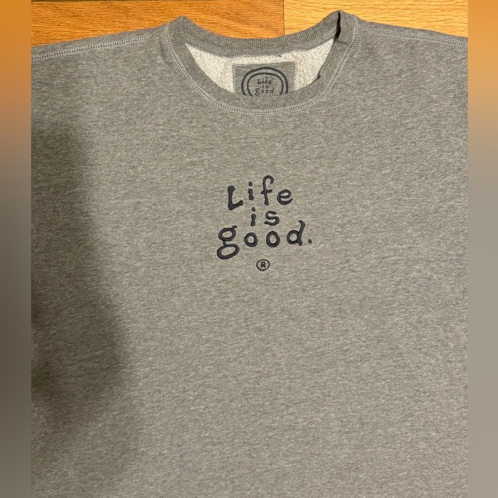Life is Good Gray Short-Sleeve Sweater Size Medium - Picture 2 of 4